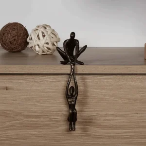Wall Art Romantic Resin Couple Sculpture Decor